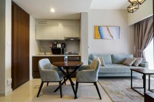 1BR near Dubai Mall 10 Min walking distance
