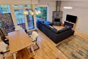 Family Getaway in the Forest - 马尔杜