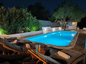 Stone Villa Antika - Kamensko