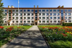 Kreutzwaldi 17 apartment