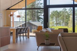 Impressive Holiday Cottage By The Helsnæs Bay