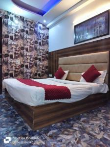 Hotel Janvi Palace