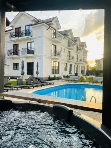 Royal Boutique - Vulcan