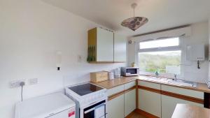 B49 Capri, Riviere Towans