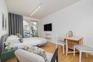 Kalwaryjska 34 street Studio with balcony