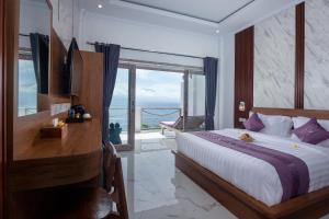 Standard Suite Double Or Twin Sea View
