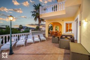 Villa Celeste by Abahana Villas