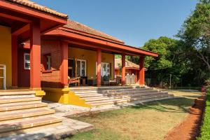 SaffronStays Garnet House