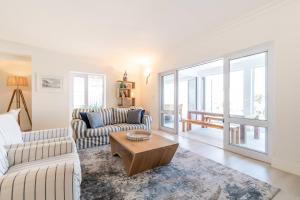 Easy canal living on Thesen Islands