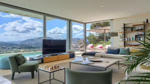 Rock Villa