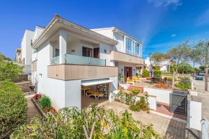 Villa Magraner by Sealand Villas