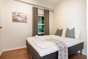 New! Sea front apt. with terrace above the sea!