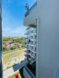 WV 10 Stylish 1BR Apartment