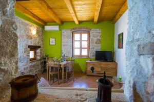 Stone House Ana Funtana