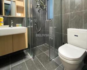 The Luxe 2 pax Studio at KL - Microwave - Washer