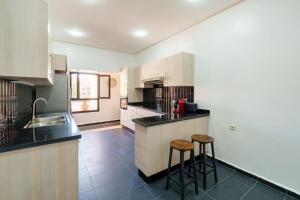 Luxury Place M Avenue