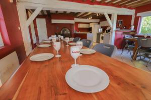 Villas Crazy Villa Luigny 28 - Heated pool - City Stade - 1h20 Paris - 30P : photos des chambres