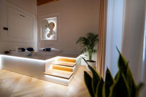 La Divina - free parking -