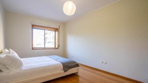 Seaside Retreat T2 by LovelyStay