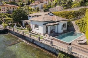 Villa Bianca - Front Lake Pool by Rent All Como