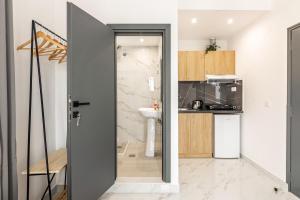 Fysalidas Coastal Gem 3 - Steps Away from the Sea