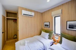 3 Bed 3 Bath Luxury 1 min walk to BTS Asok