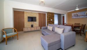 Umdloti Perna 2 No 5