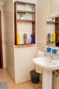 Sundowner 2 Bedroom Apartment Near Westgate