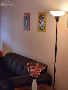 Minimalistic white stay