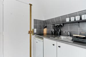 Charming 1 bedroom flat Coeur du Marais By Studio Prestige