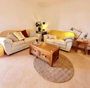 SeaView Garden Pool 5 min walk to Luz beach Lagos