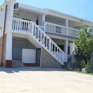 Villa Alexa Cesarica - Guvnine