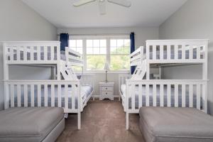 Water Street Retreat - In the heart of Downtown Saugatuck with views of the river!