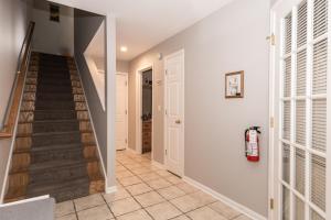 Water Street Retreat - In the heart of Downtown Saugatuck with views of the river!