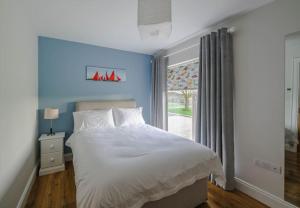 Idyllic, 5 Star Family Home with Panoramic Views, Kinvara on the Wild Atlantic Way