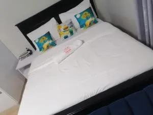 Sunny Homestays - Matathia