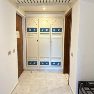 Suite privata al Domina club resort Acquamarine, Coral Bay, spa e casinó.