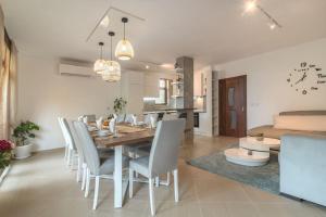 Villa and remote office "Penkov"