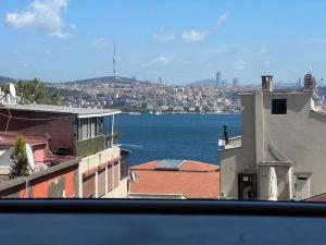 Cozy Place with Bosphorus View