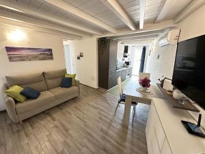 Comodo e funzionale appartamento in pieno centro a SantAntioco C228