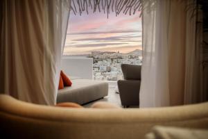 HIGH END Unique 270 degree aerial sea view suite