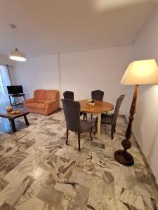 Appartements L Alicante Carre d'Or 2 pieces Terrasse Climatise : photos des chambres