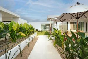 Ashta Suites Minimal Suite
