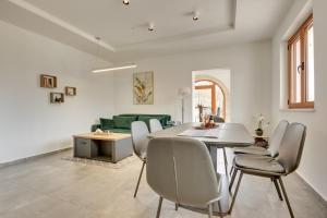 Sutorman 1 Villa D&B