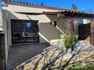 Gîtes Les Fées du Gard - Au pied des Cévennes - Rousson