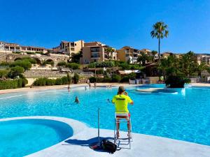 Superbe duplex T3 climatisé avec Terrasse et Solarium, magnifique vue Mer et Golf