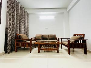 Hotel SUZU INN - Couple Friendly Fatehpur
