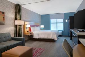 King Studio Suite - Non-Smoking room in Home2 Suites by Hilton Tuscaloosa Downtown