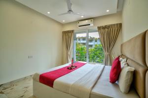 Luxury 2BHK Apartment By Bluewave Hospitality