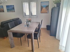 Appartamento lungo via del mare img6